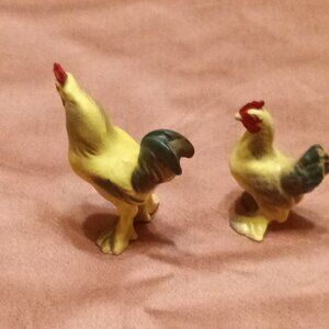 Hagen Renaker Banty rooster and hen